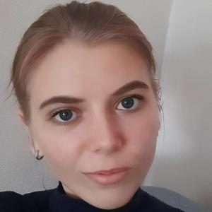 Девушки в Новосибирске: Екатерина, 27 - ищет парня из Новосибирска