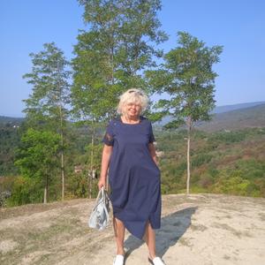 Девушки в Кашине: Валентина, 67 - ищет парня из Кашина