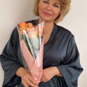 Светлана, 60 лет, Елизово