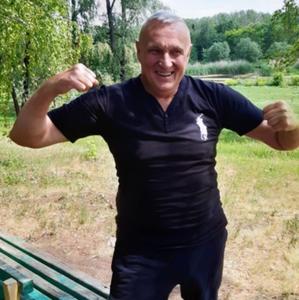 Парни в Омске: Сергей, 64 - ищет девушку из Омска