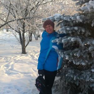 Девушки в Новосибирске: Евгения Абубекерова, 54 - ищет парня из Новосибирска