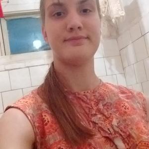 Девушки в Петрозаводске: Мария, 25 - ищет парня из Петрозаводска
