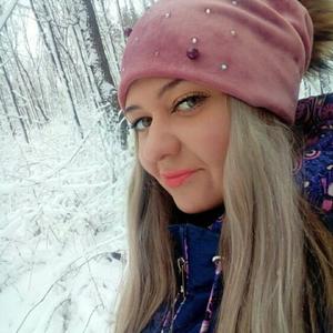 Девушки в Ульяновске: Елена, 36 - ищет парня из Ульяновска