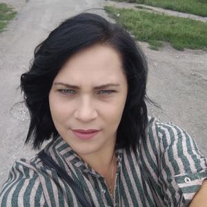 Девушки в Донецке: Юлия, 46 - ищет парня из Донецка