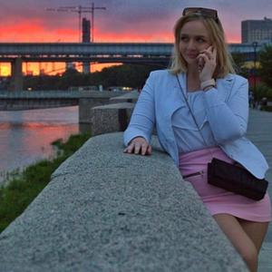Девушки в Новосибирске: Светлана, 29 - ищет парня из Новосибирска