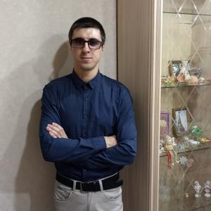 Виталий, 26 лет, Зверево