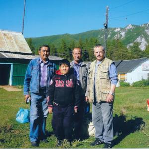 Парни в Черногорске: Михаил Янов, 63 - ищет девушку из Черногорска