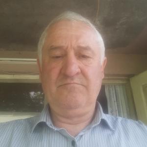 Парни в Владикавказе: Казбек, 60 - ищет девушку из Владикавказа