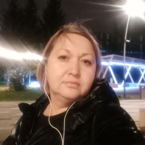 Девушки в Казани (Татарстан): Юлия, 41 - ищет парня из Казани (Татарстан)