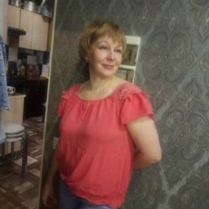 Девушки в Оренбурге: Виктория, 52 - ищет парня из Оренбурга
