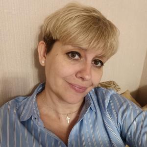 Девушки в Волгограде: Nina Anglomania, 43 - ищет парня из Волгограда