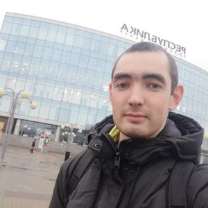 Парни в Чкаловске: Максим Седов, 28 - ищет девушку из Чкаловска