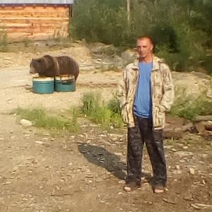 Парни в Магадане: Алексей, 45 - ищет девушку из Магадана