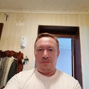 Парни в Нижневартовске: Анатолий, 54 - ищет девушку из Нижневартовска