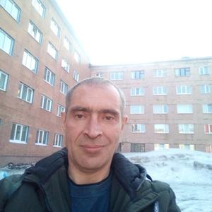 Владимир, 46 лет, Буланаш