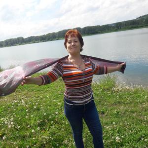 Девушки в Кемерово: Лидия, 63 - ищет парня из Кемерово