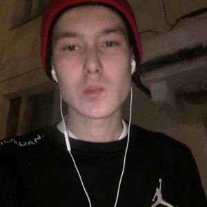 Almaz Musabaev, 22 года, Оренбург