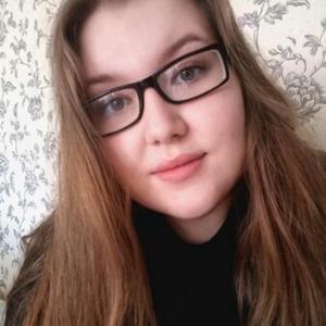 Девушки в Кемерово: Лера, 23 - ищет парня из Кемерово