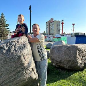 Парни в Владивостоке: Константин, 49 - ищет девушку из Владивостока