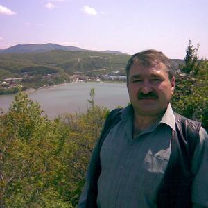 Сергей, 65 лет, Новороссийск
