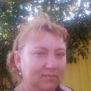 Девушки в Ставрополе: Елена, 44 - ищет парня из Ставрополя