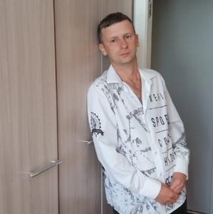 Парни в Твери: Кирилл, 38 - ищет девушку из Твери