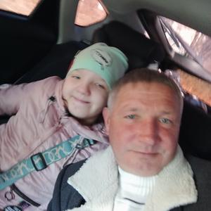 Парни в Владивостоке: Сергей, 50 - ищет девушку из Владивостока