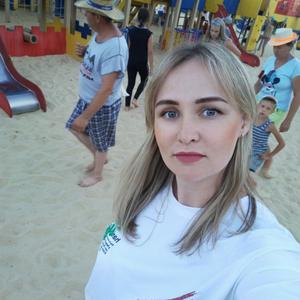 Девушки в Волгограде: Ирина, 34 - ищет парня из Волгограда