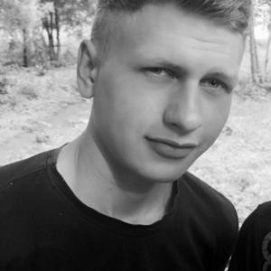 Парни в Краснодаре (Краснодарский край): Дмитрий, 22 - ищет девушку из Краснодара (Краснодарский край)