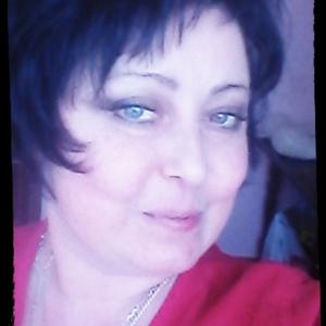 Девушки в Угличи: Оксана Смирнова, 52 - ищет парня из Угличи