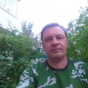 Антон, 46 лет, Губкинский