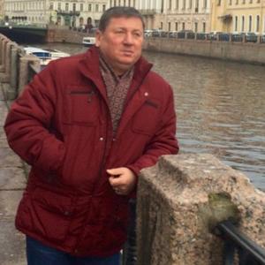 Парни в Пскове: Анатолий, 63 - ищет девушку из Пскова