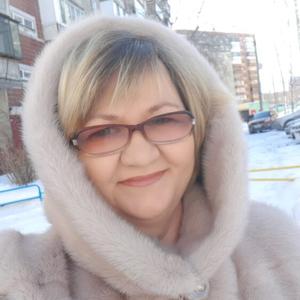 Девушки в Челябинске: Алена, 51 - ищет парня из Челябинска