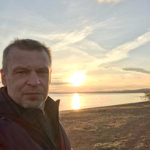 Парни в Томске: Генри, 46 - ищет девушку из Томска