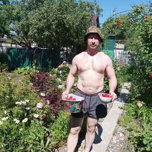 Парни в Саратове: Vladimir, 49 - ищет девушку из Саратова