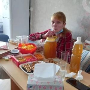 Девушки в Хабаровске (Хабаровский край): Алина, 24 - ищет парня из Хабаровска (Хабаровский край)