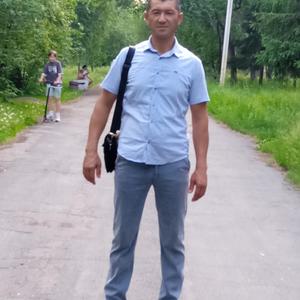 Парни в Омске: Санжар, 37 - ищет девушку из Омска