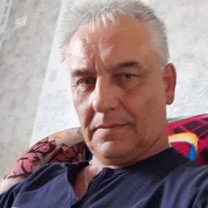 Виктор, 64 года, Новосибирск