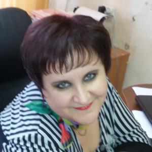 Ирина, 53 года, Новоржев