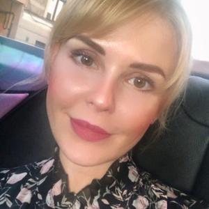 Елена Сергеевна, 37 лет, Нижневартовск