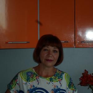 Девушки в Ульяновске: Надежда, 61 - ищет парня из Ульяновска
