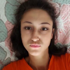Девушки в Новокузнецке: Елена, 34 - ищет парня из Новокузнецка