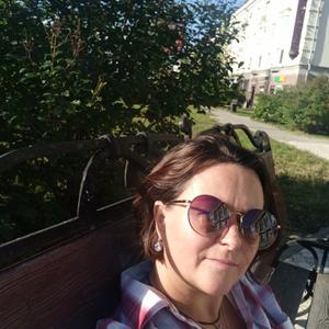 Девушки в Калининграде: Светлана, 46 - ищет парня из Калининграда