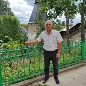 Парни в Пскове: Семёнов Виктор, 61 - ищет девушку из Пскова
