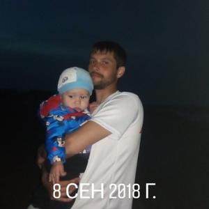 Парни в Сургуте (Ханты-Мансийский АО): Кирилл, 34 - ищет девушку из Сургута (Ханты-Мансийский АО)