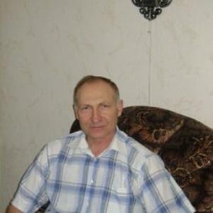 Анатолий, 63 года, Барнаул