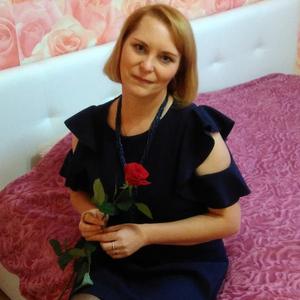 Девушки в Йошкар-Оле: Оксана, 43 - ищет парня из Йошкар-Олы