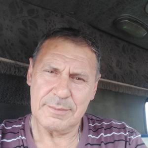 Парни в Новосибирске: Александр Яшин, 66 - ищет девушку из Новосибирска