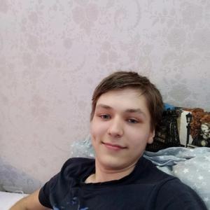 Диас, 22 года, Омск