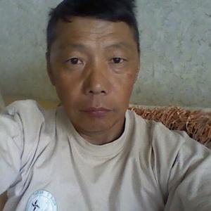 Парни в Улан-Удэ: Tsogtgerel, 60 - ищет девушку из Улан-Удэ
